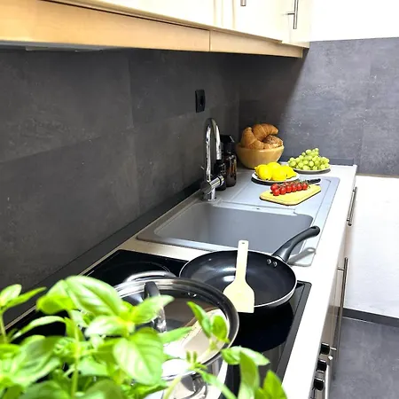 Japandi-style In Mit Stellplatz, Balkon *