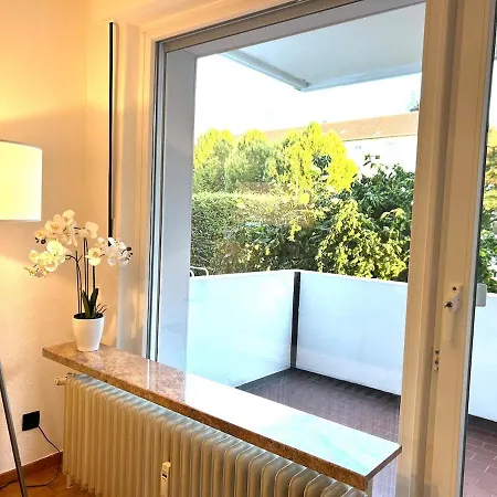 Japandi-style In Mit Stellplatz, Balkon Apartament