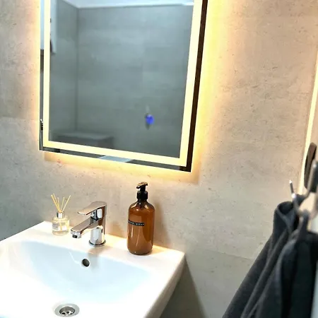 Japandi-style In Mit Stellplatz, Balkon * Dortmund