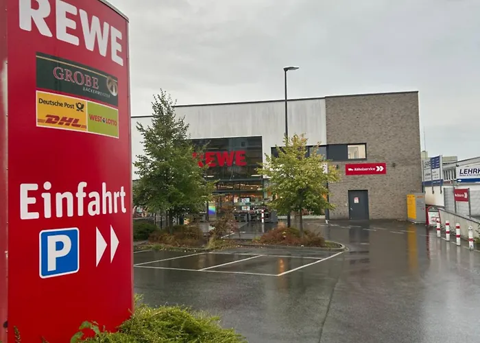 Japandi-style In Mit Stellplatz, Balkon Appartamento